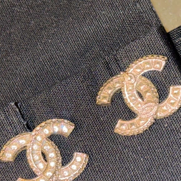 CHANEL Gold and Transparent Earrings - Picture 2 of 3